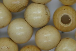 12mm W-Beads Natural
