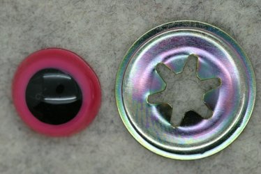12mm Pink Cry Eye 50p - Click Image to Close