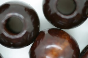 20mm W-Beads Brown