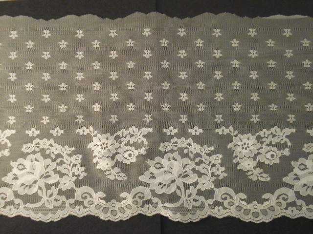 (image for) 21cm Flat Lace 2456 White price per mt